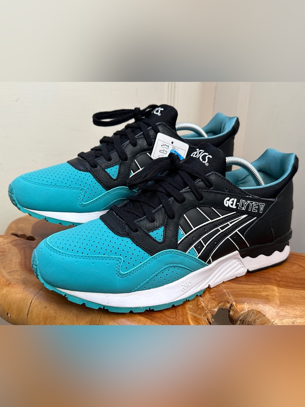 ASICS Gel-Lyte V - Size: US Men’s 11